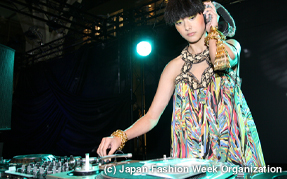 JFW 2010SS Happy Together meets house nation 画像